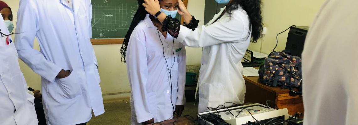 Ms Ashna demonstrating how to use the modern audiometer in the assessment of hearing